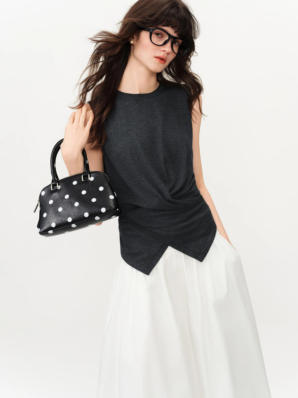FSLE 2026 Summer Women‘s Acetate Wool Blend Sleeveless Knit Vest Relaxed Fit V-Neck Top for Soft Tailoring Healing Commute Style